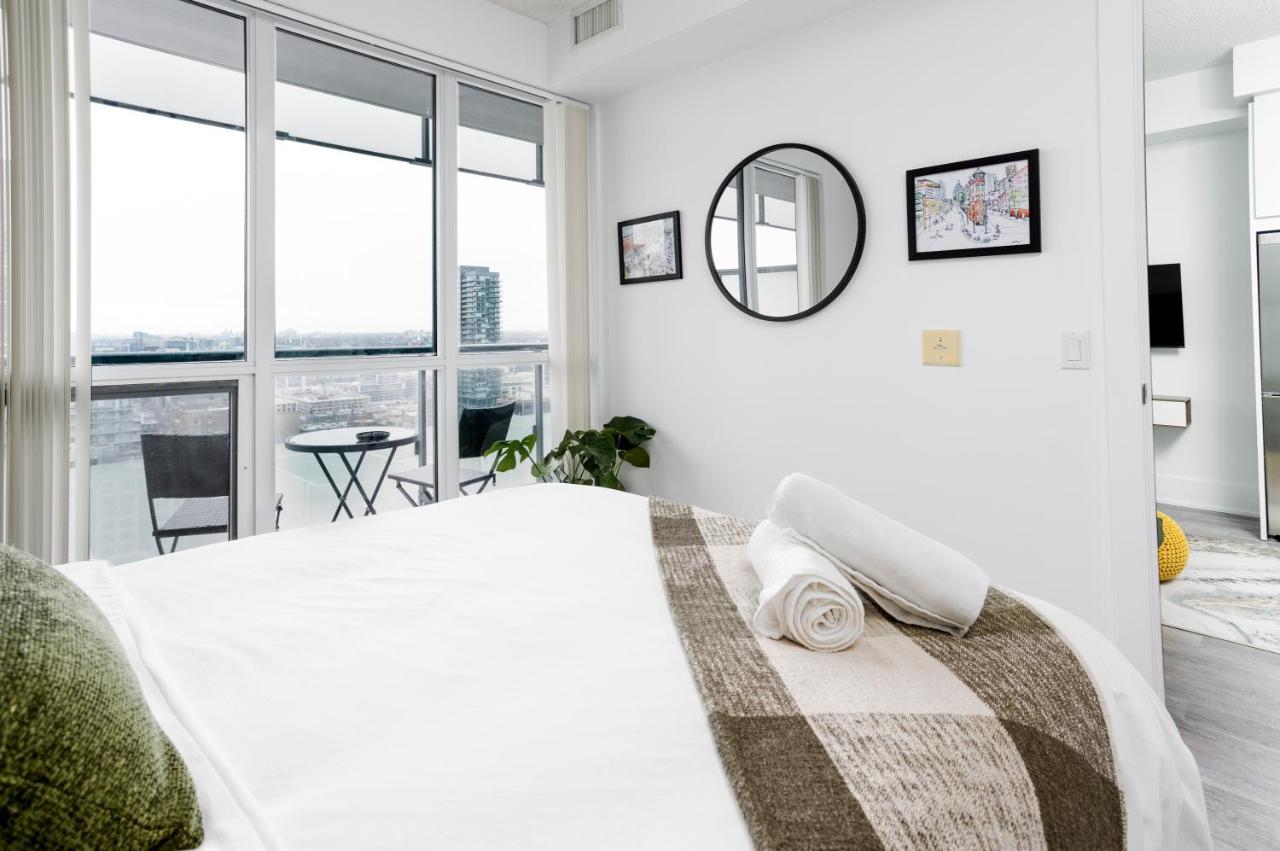 Stylish Suite At 300 Front Street W 多伦多 外观 照片