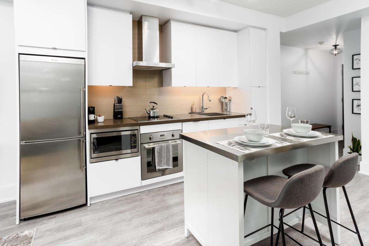 Stylish Suite At 300 Front Street W 多伦多 外观 照片