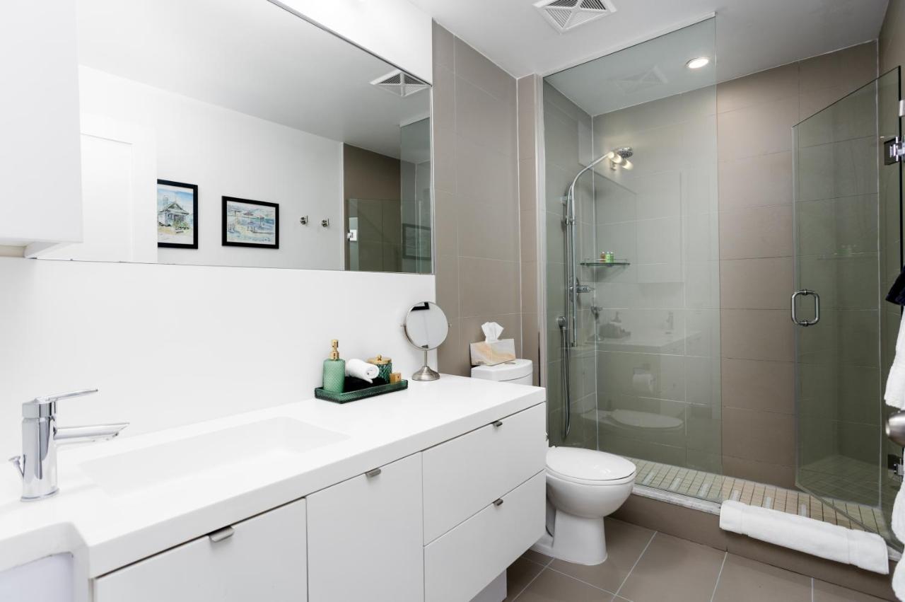 Stylish Suite At 300 Front Street W 多伦多 外观 照片