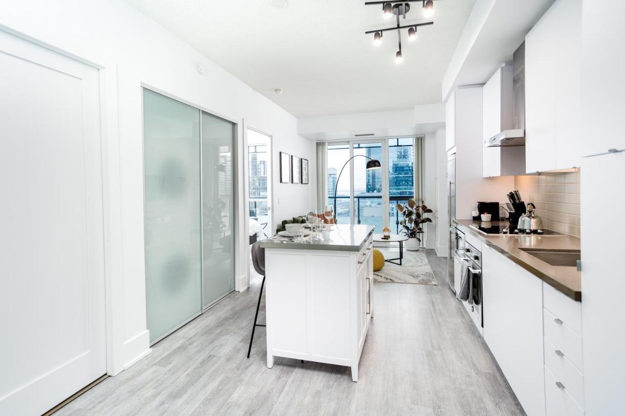 Stylish Suite At 300 Front Street W 多伦多 外观 照片