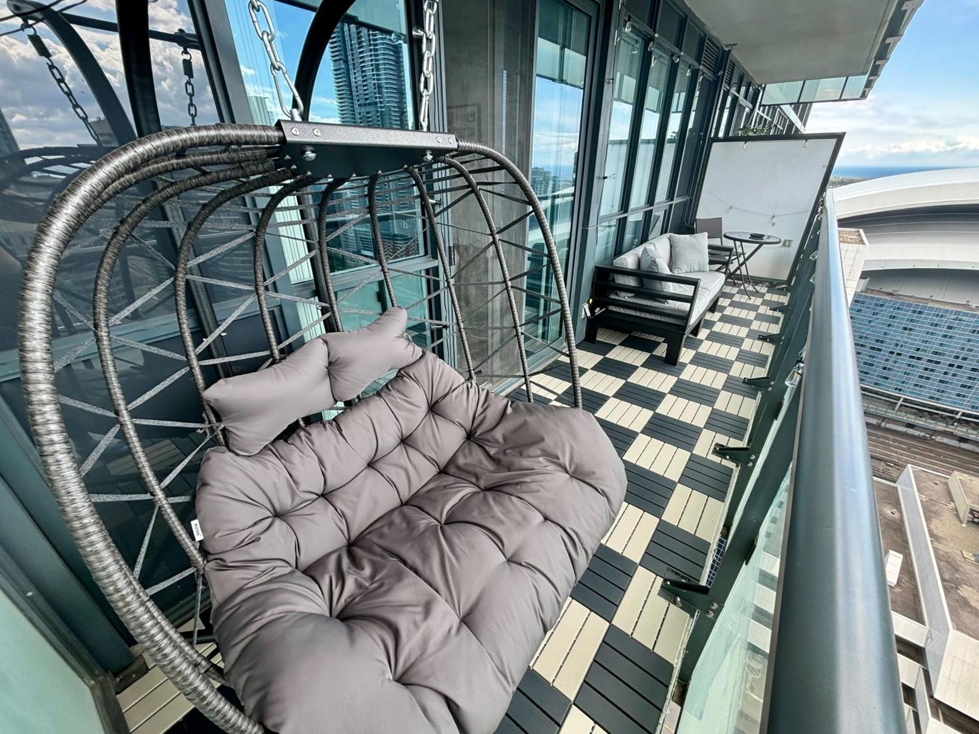 Stylish Suite At 300 Front Street W 多伦多 外观 照片